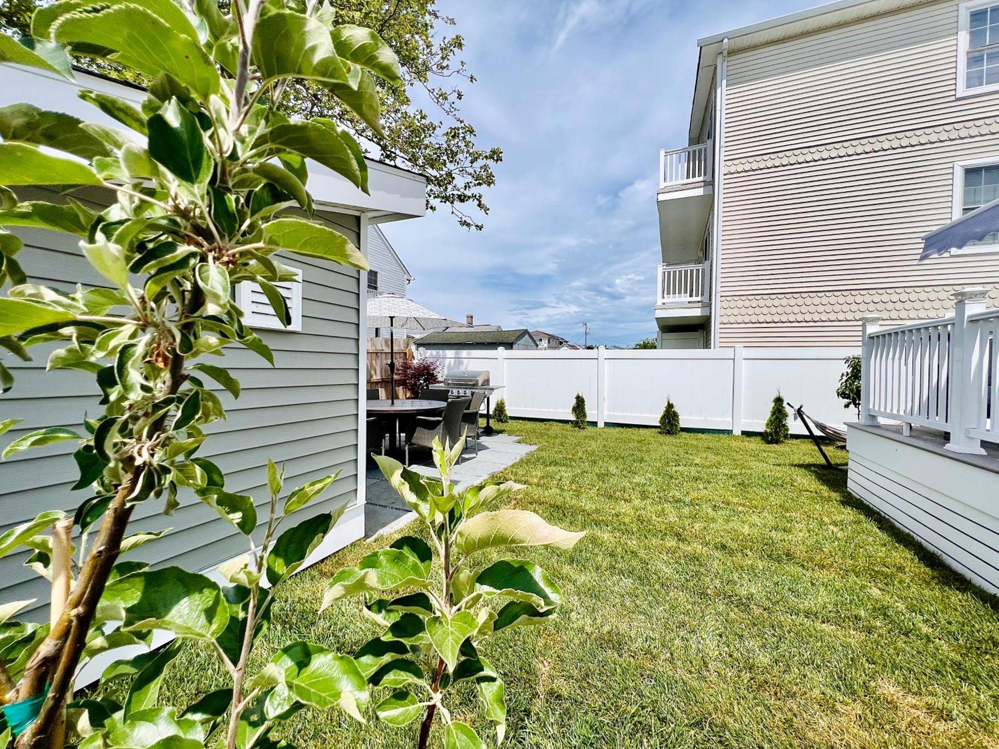 Unique Wildwood 3 Bedroom 1,5 Ba Entire House In The Heart Of Wildwood! Екстериор снимка